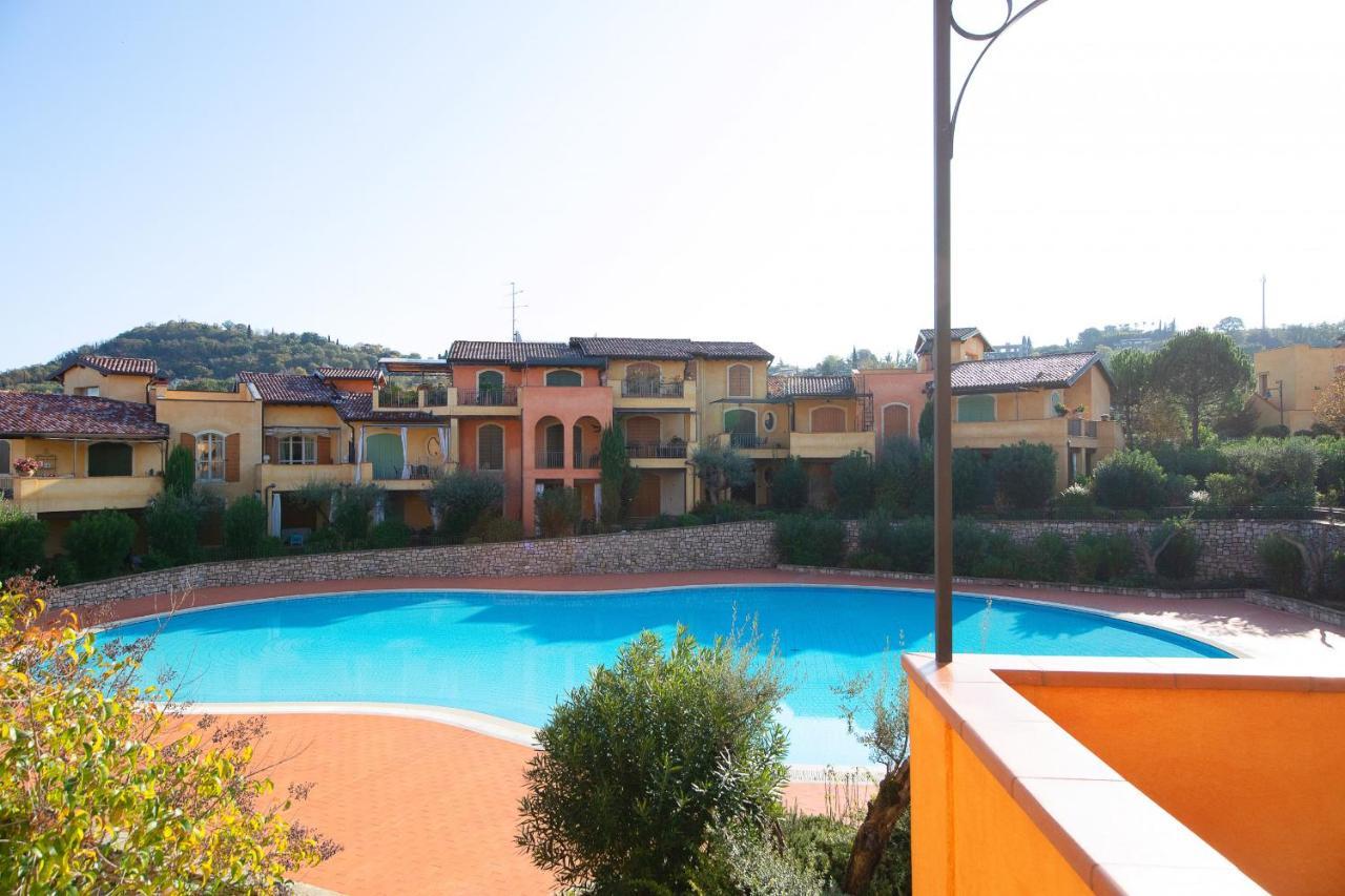 Borgo Del Torchio Apartments By Wonderful Italy Manerba del Garda Eksteriør bilde