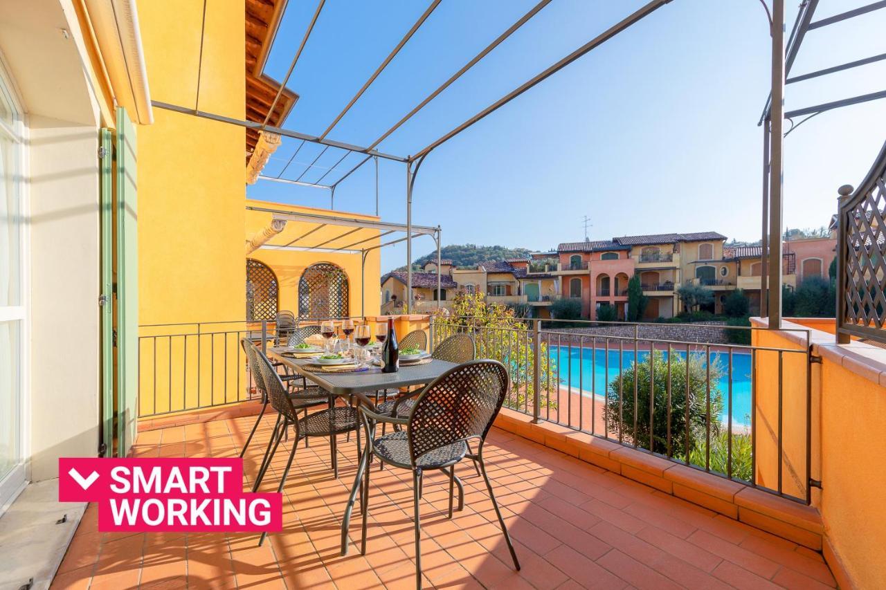 Borgo Del Torchio Apartments By Wonderful Italy Manerba del Garda Eksteriør bilde