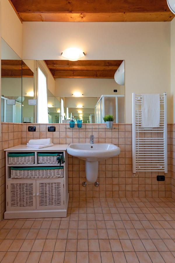 Borgo Del Torchio Apartments By Wonderful Italy Manerba del Garda Eksteriør bilde