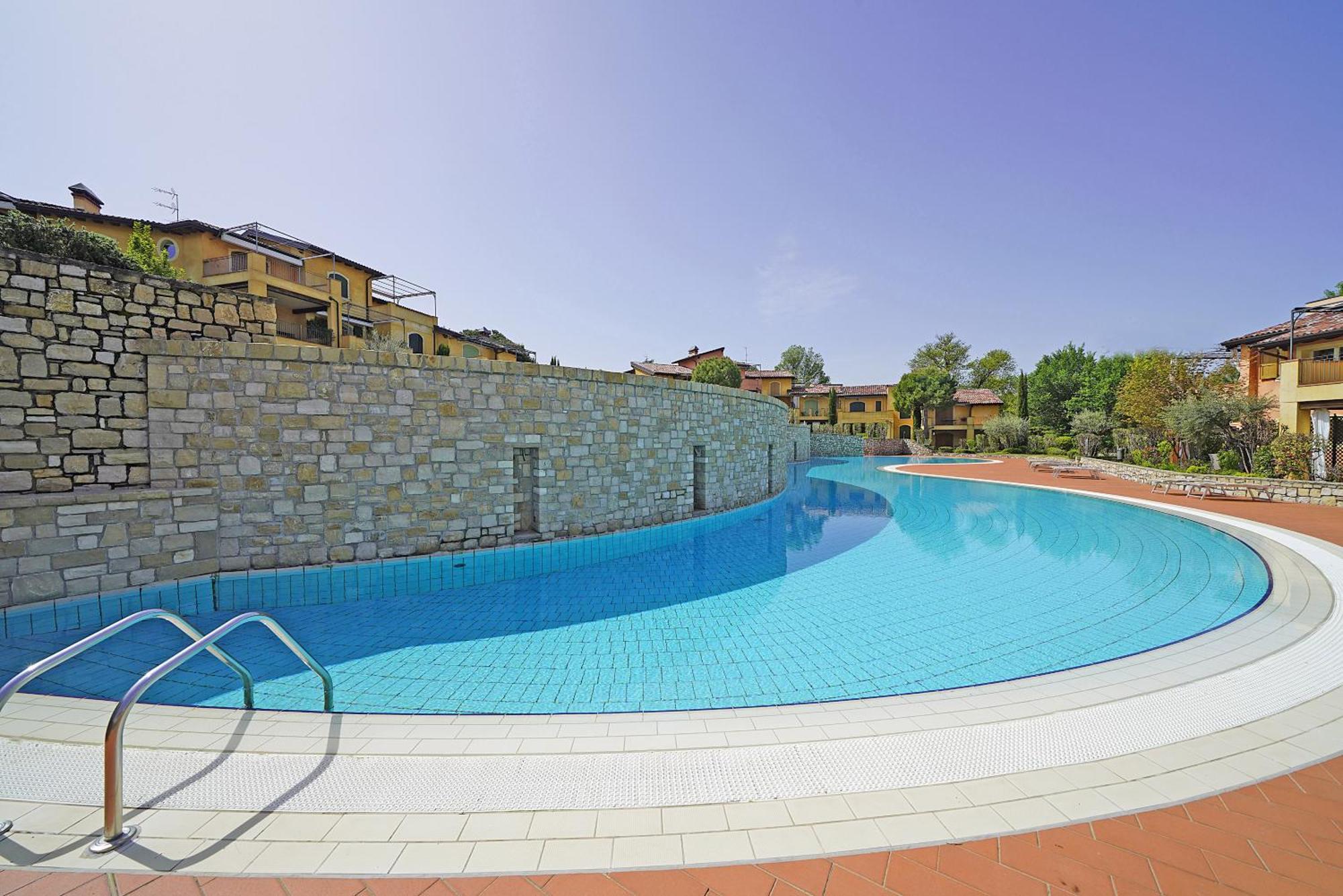 Borgo Del Torchio Apartments By Wonderful Italy Manerba del Garda Eksteriør bilde
