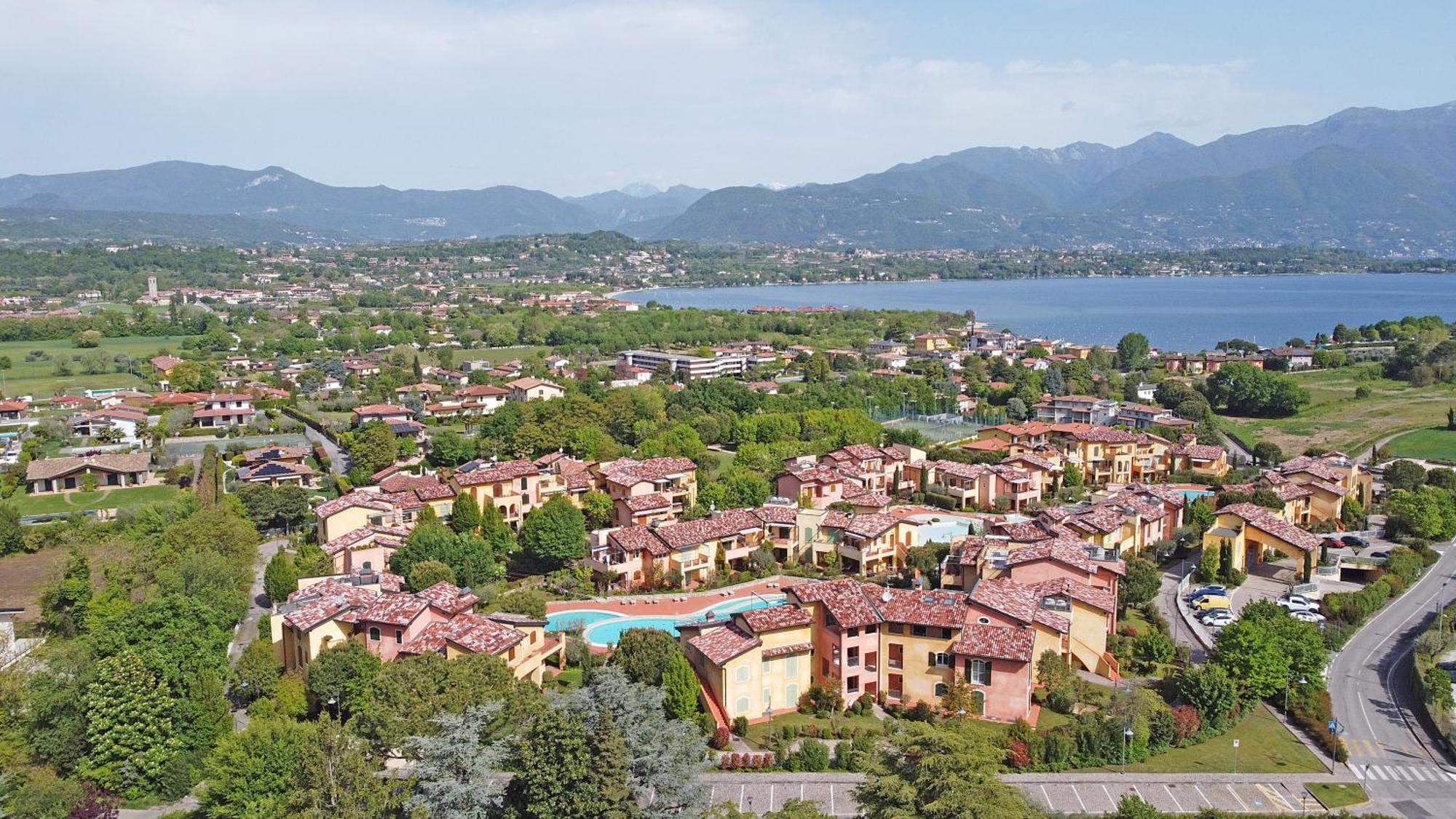 Borgo Del Torchio Apartments By Wonderful Italy Manerba del Garda Eksteriør bilde