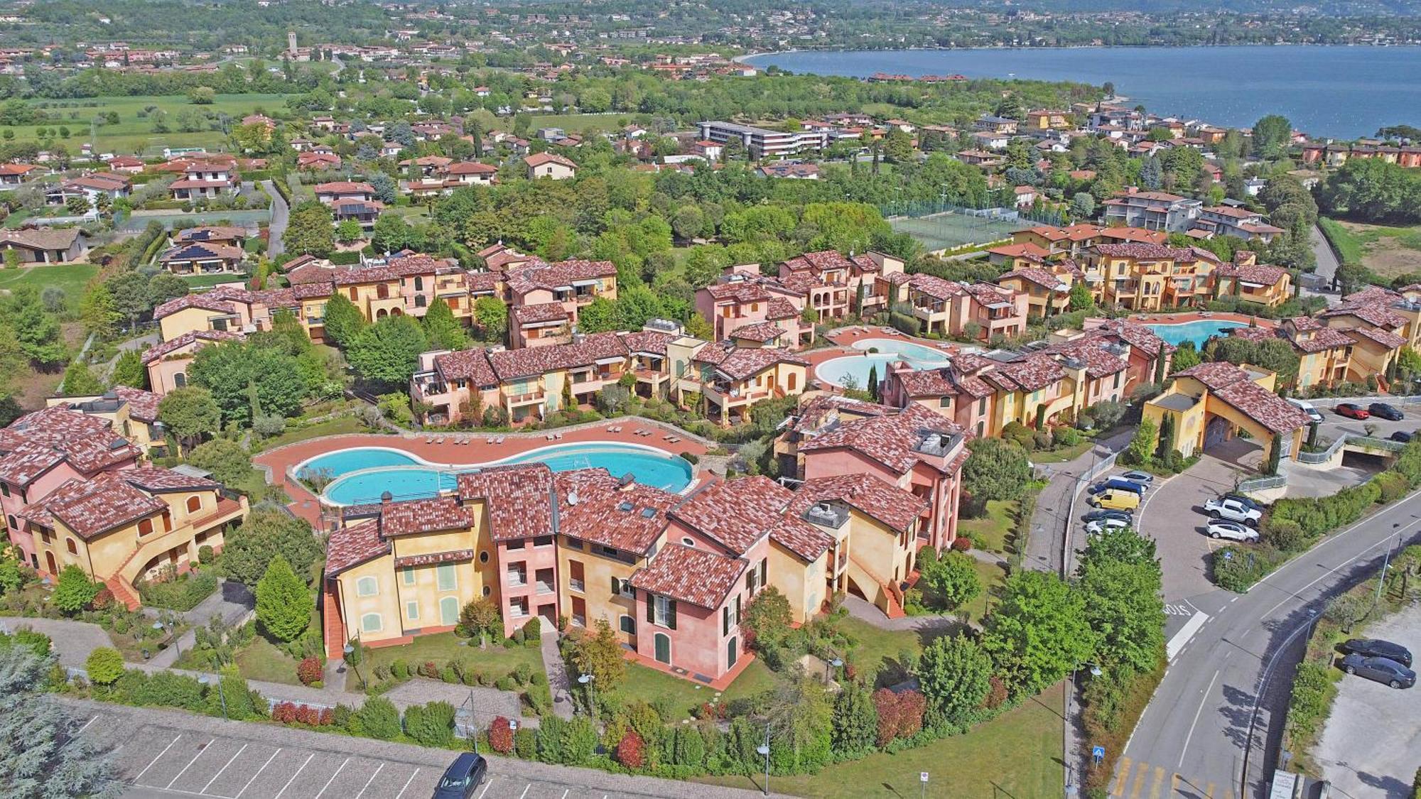 Borgo Del Torchio Apartments By Wonderful Italy Manerba del Garda Eksteriør bilde
